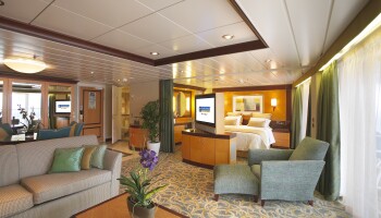 1548637535.2227_c493_Royal Caribbean International Liberty of the seas Accommodation RCI_LB_Owners_Suite.jpeg